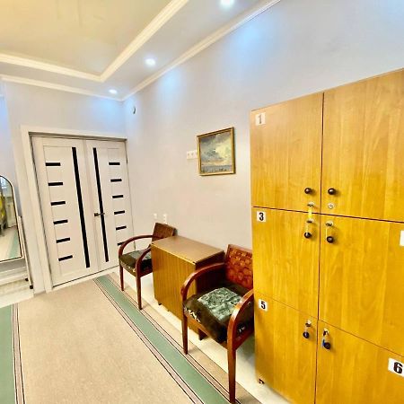 Downtown Homestay Bişkek Dış mekan fotoğraf