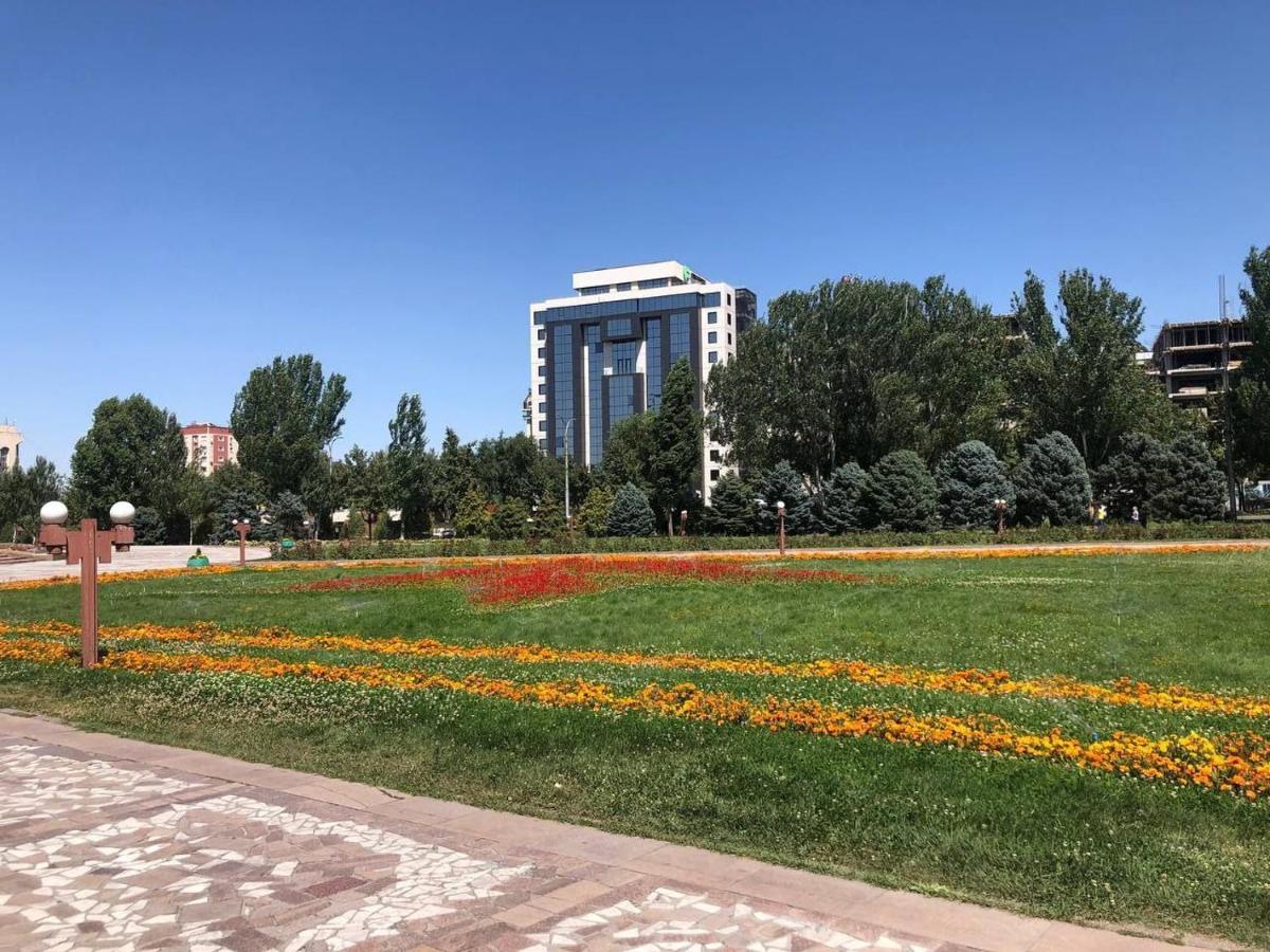 Downtown Homestay Bişkek Dış mekan fotoğraf
