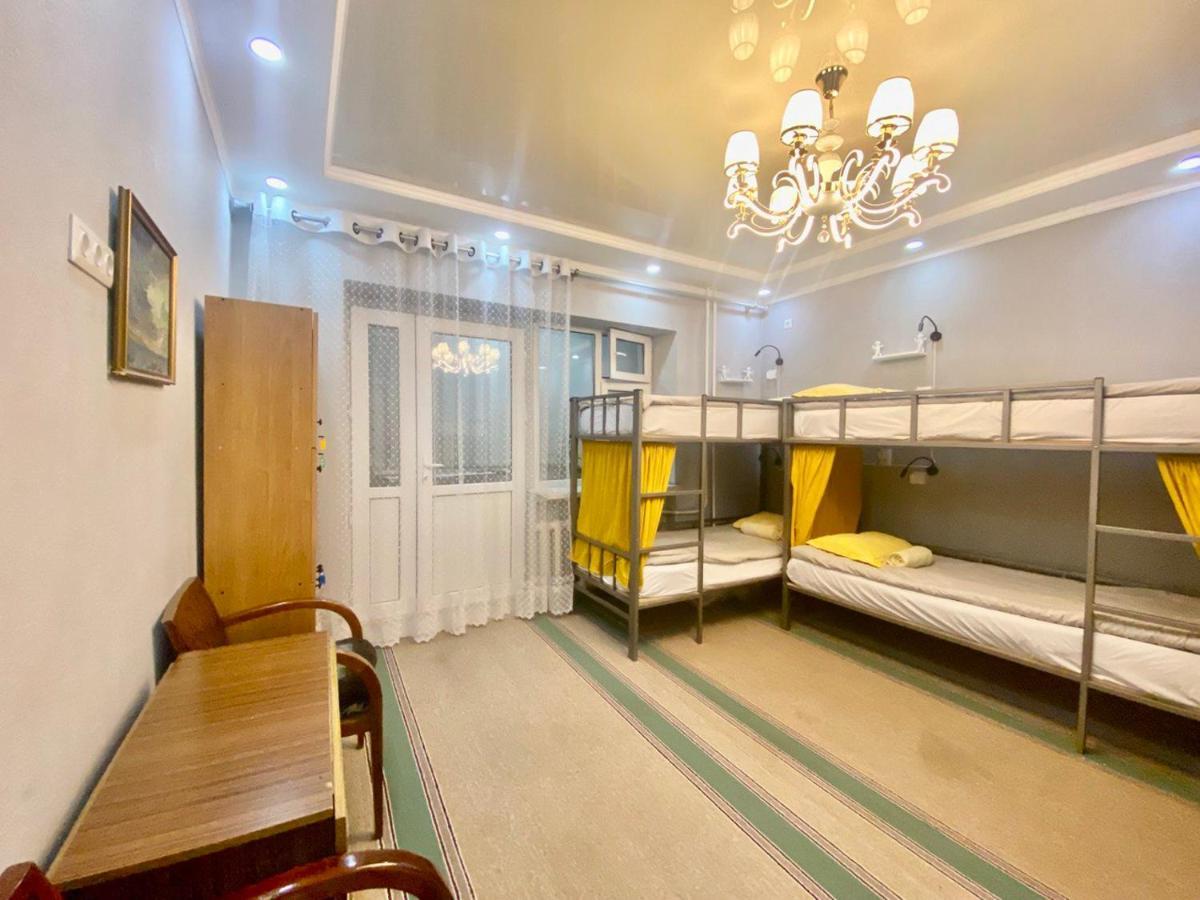 Downtown Homestay Bişkek Dış mekan fotoğraf
